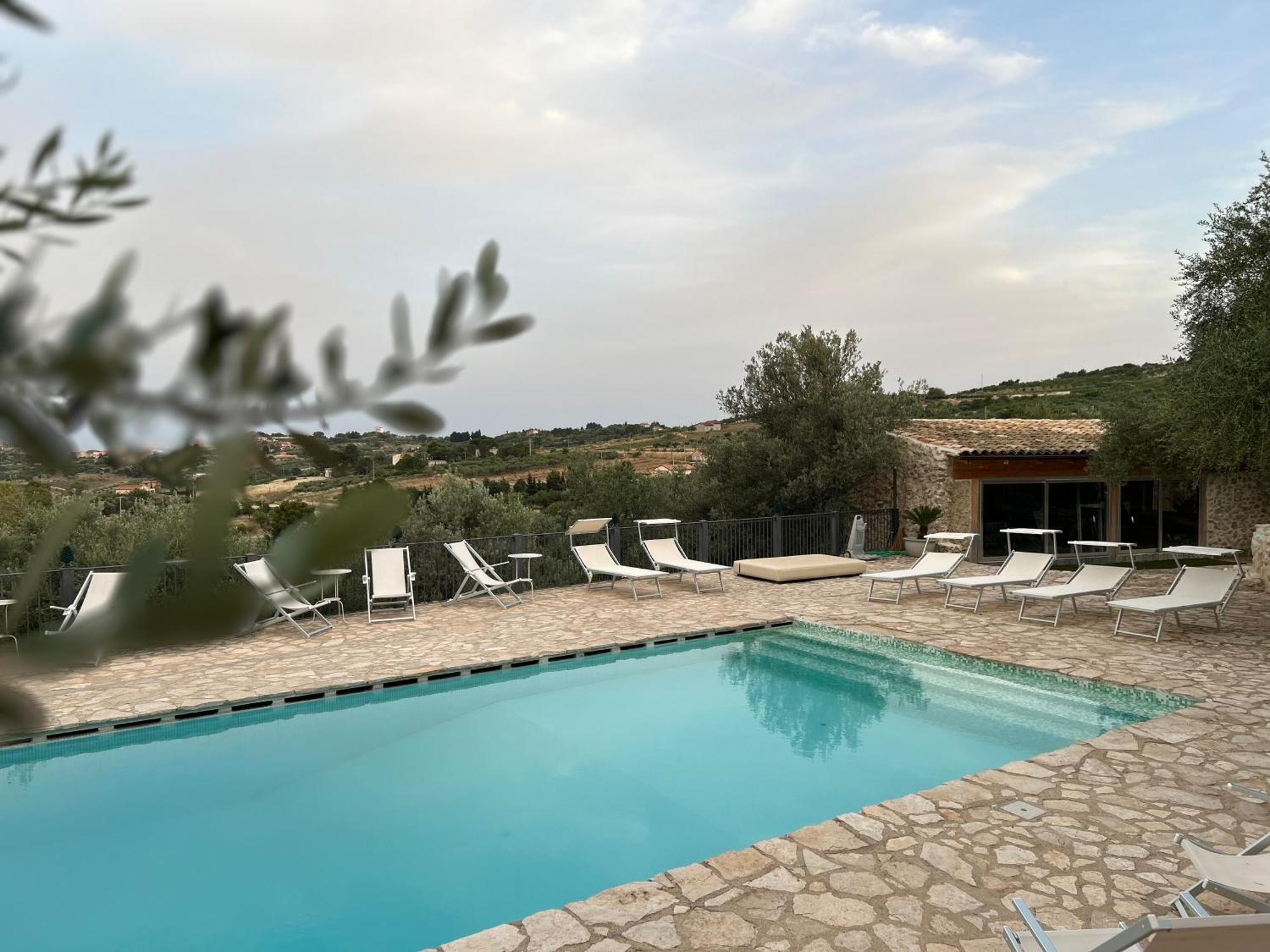 Roba Degli Ulivi Bed & Breakfast Агридженто Екстериор снимка